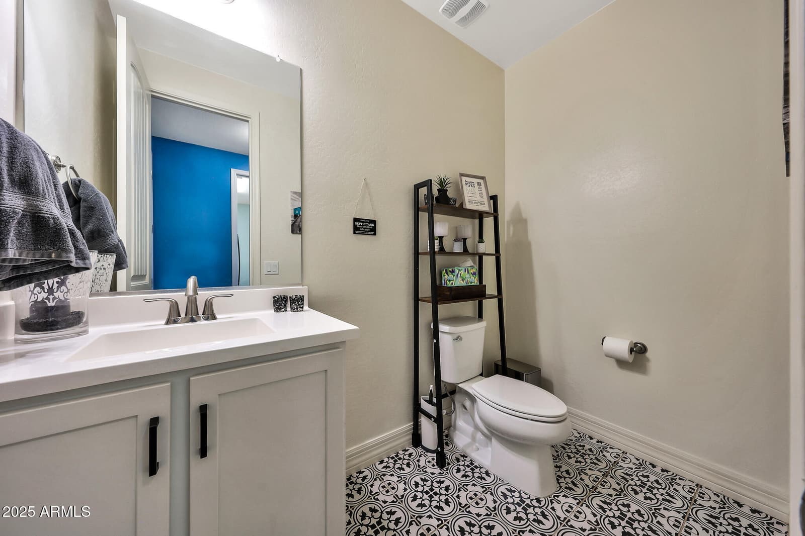13532 W SIERRA VISTA Drive, Glendale, AZ 85307 — photo 45 of 88