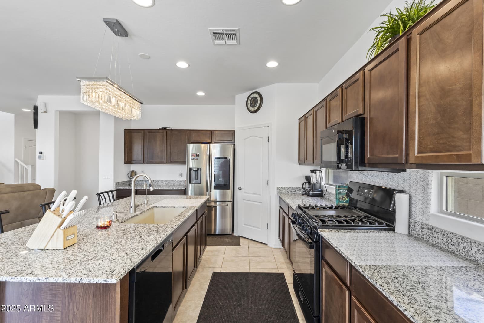 11405 S 53RD Avenue, Laveen, AZ 85339 — photo 4 of 28