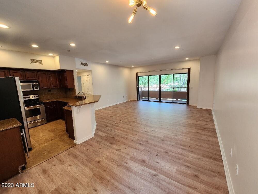 20660 N 40TH Street 2162, Phoenix, AZ 85050 — photo 7 of 52