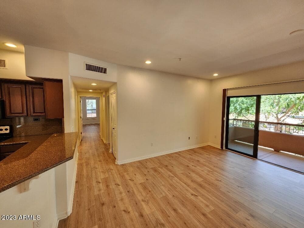 20660 N 40TH Street 2162, Phoenix, AZ 85050 — photo 17 of 52