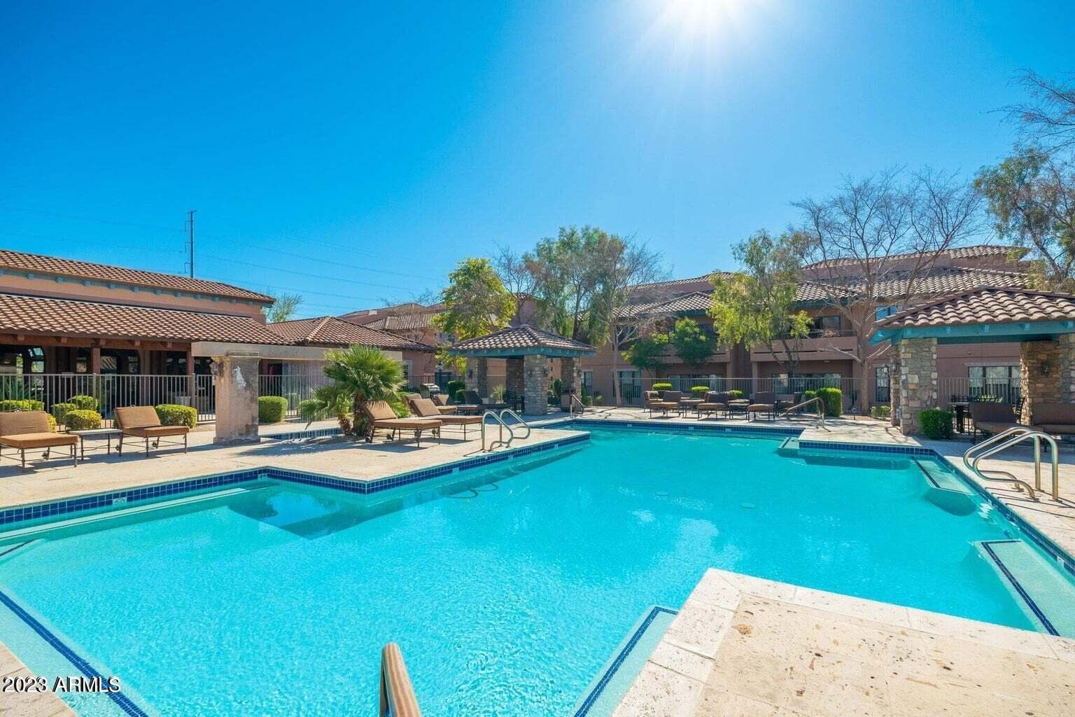 20660 N 40TH Street 2162, Phoenix, AZ 85050 — photo 38 of 52