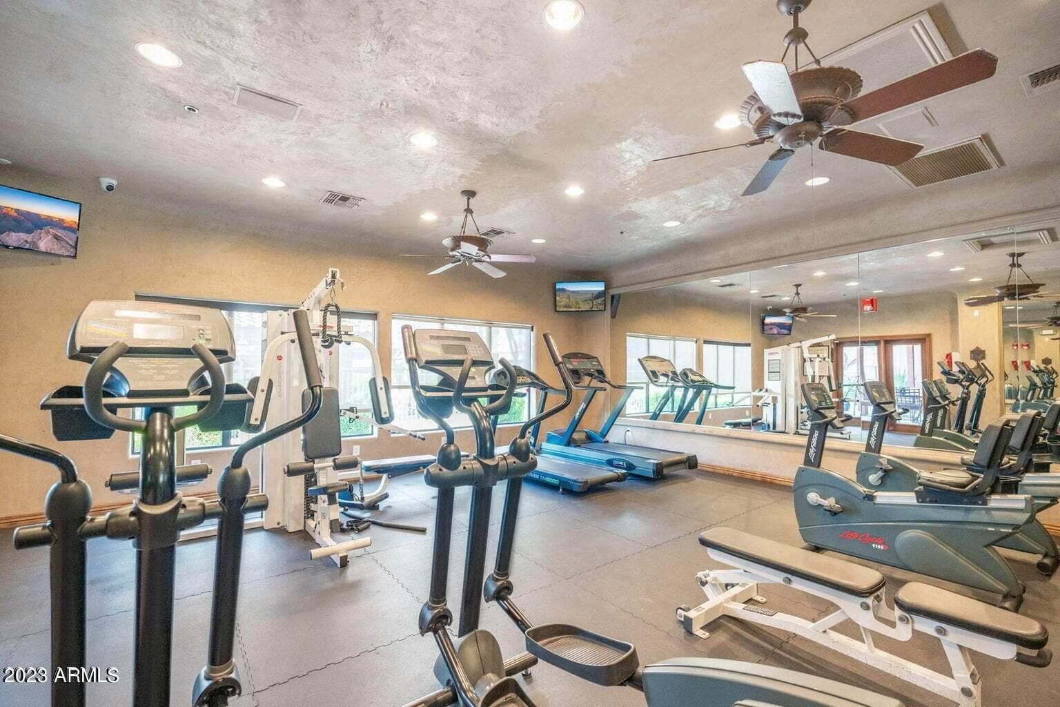 20660 N 40TH Street 2162, Phoenix, AZ 85050 — photo 41 of 52