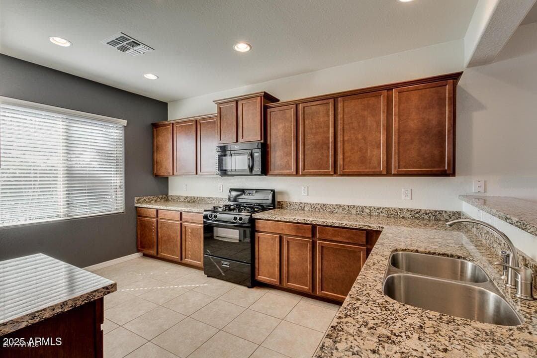 33039 N MILDRED Lane, Queen Creek, AZ 85144 — photo 5 of 29