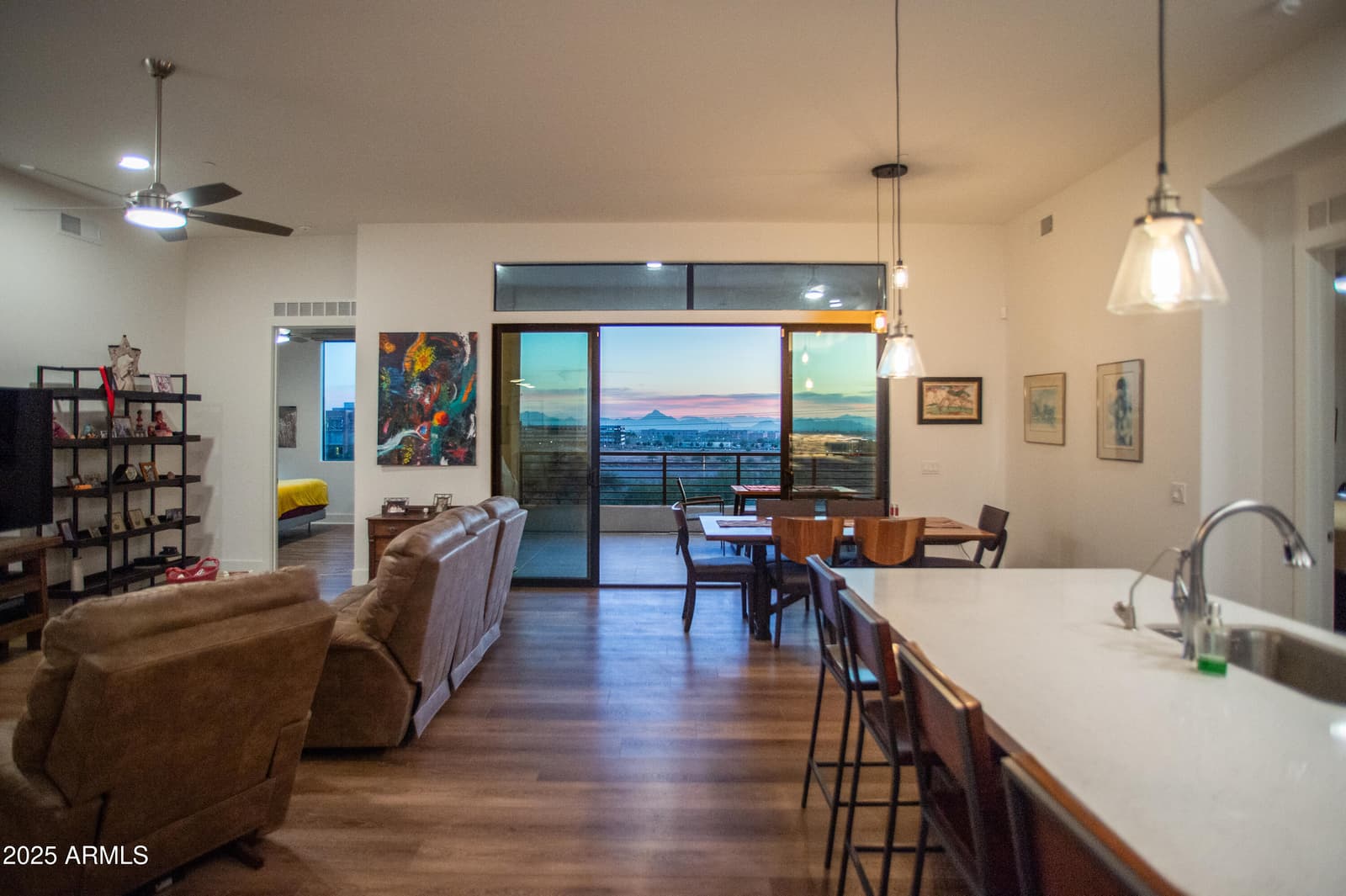 5250 E DEER VALLEY Drive 403, Phoenix, AZ 85054 — photo 1 of 27