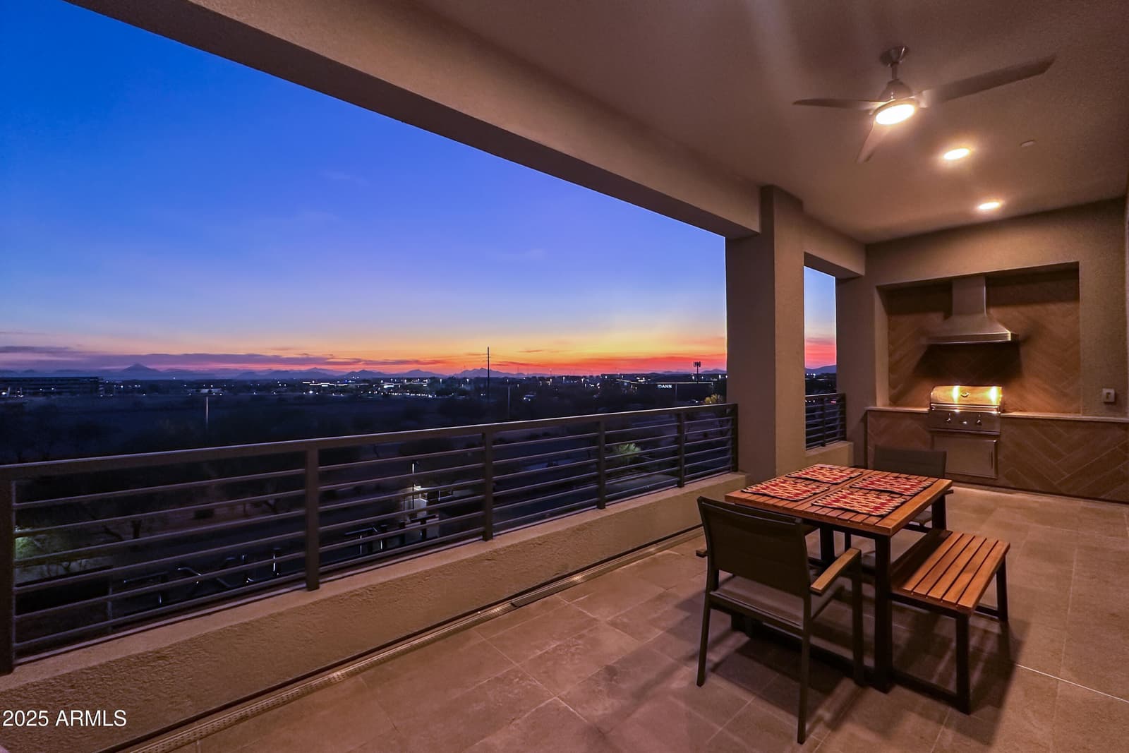 5250 E DEER VALLEY Drive 403, Phoenix, AZ 85054 — photo 2 of 27