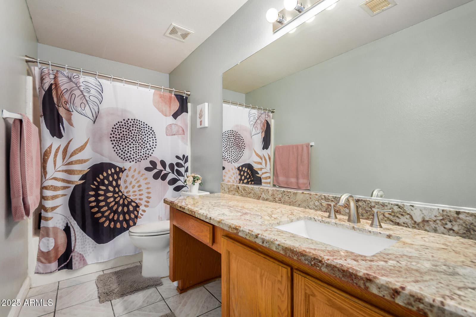 8441 W MINNEZONA Avenue, Phoenix, AZ 85037 — photo 32 of 37