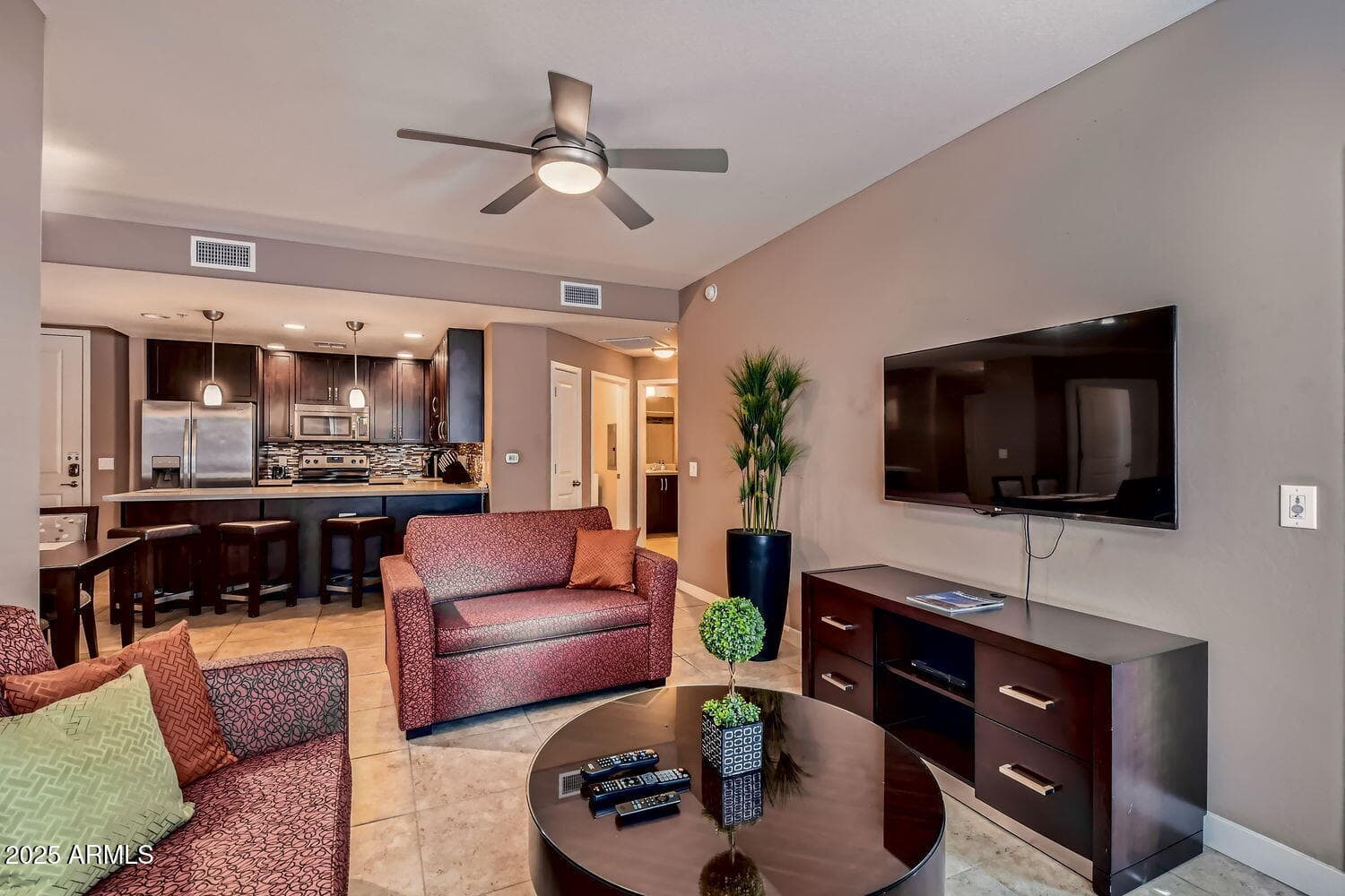 5450 E DEER VALLEY Drive 1180, Phoenix, AZ 85054 — photo 7 of 38
