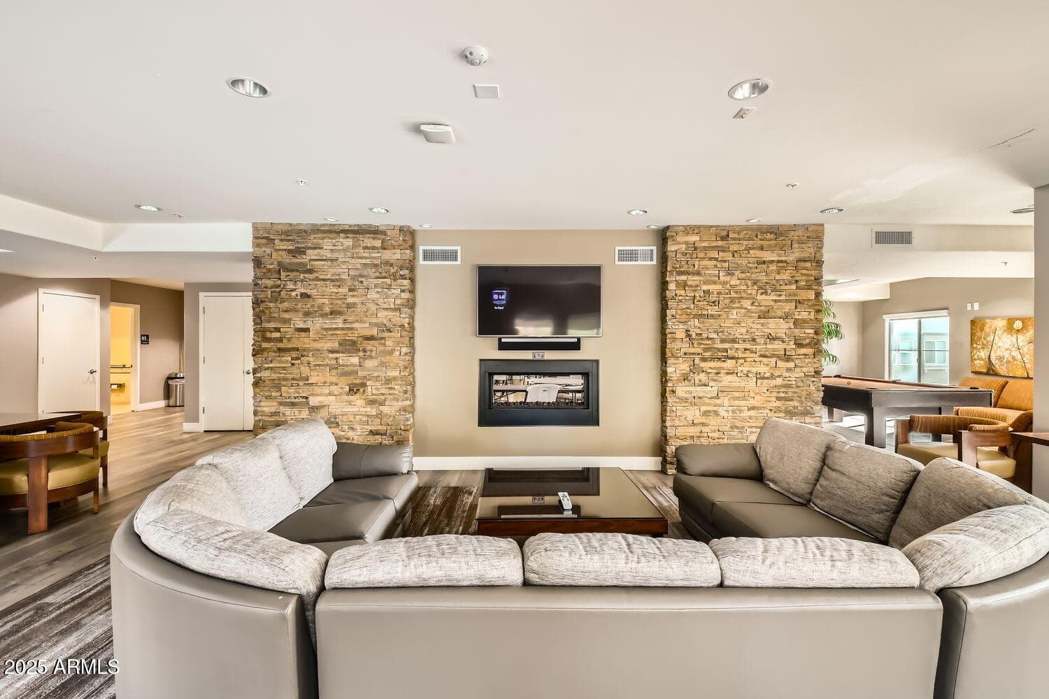 5450 E DEER VALLEY Drive 1180, Phoenix, AZ 85054 — photo 30 of 38
