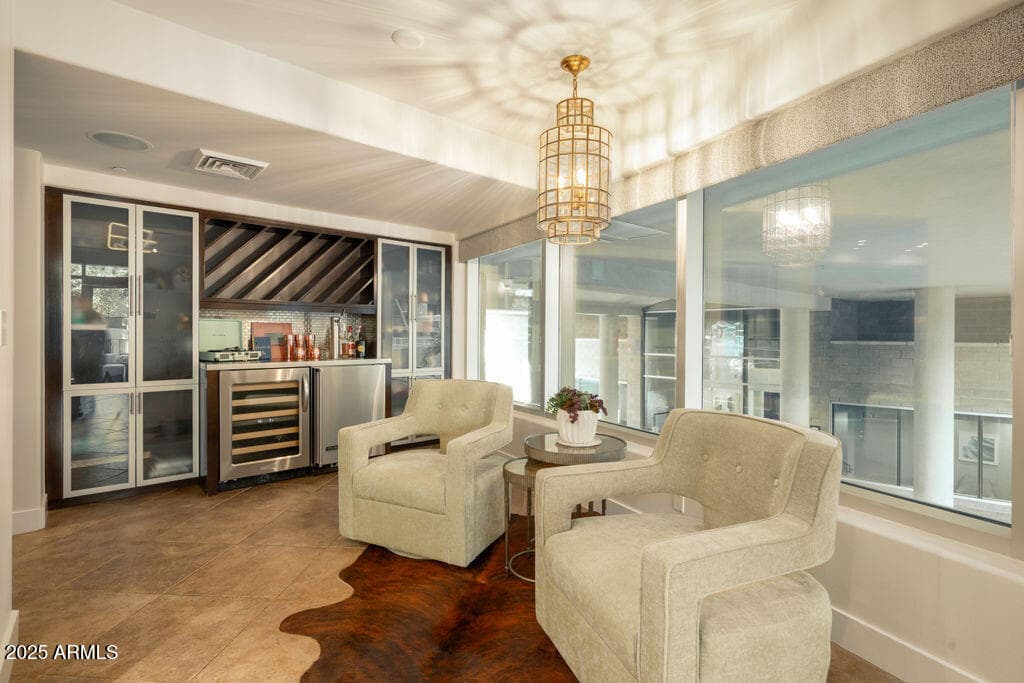 140 E RIO SALADO Parkway 111, Tempe, AZ 85281 — photo 4 of 47