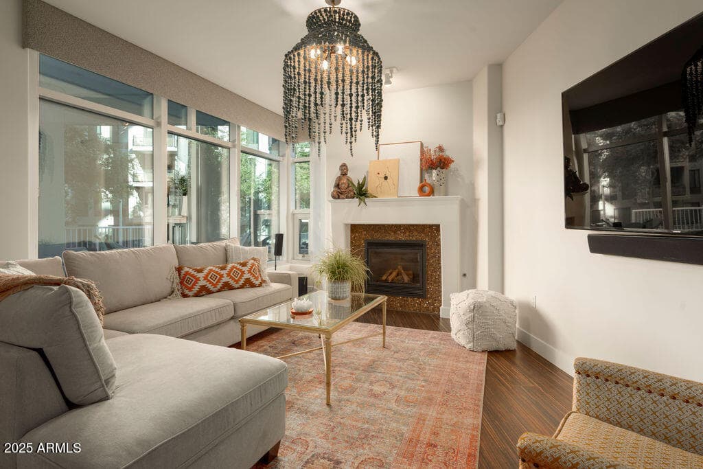 140 E RIO SALADO Parkway 111, Tempe, AZ 85281 — photo 11 of 47