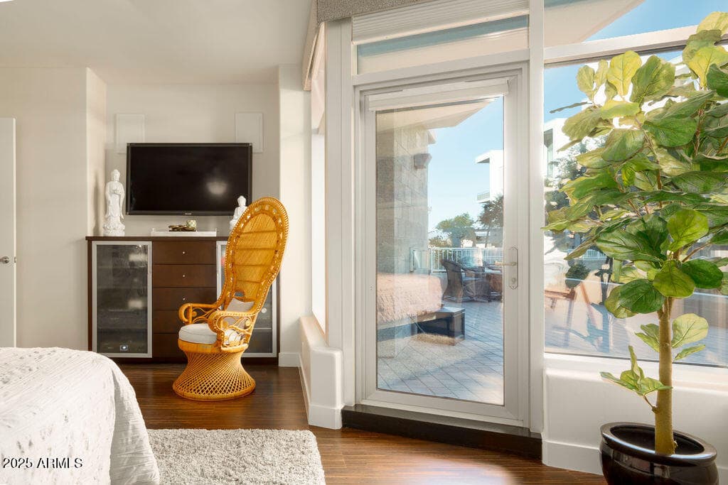 140 E RIO SALADO Parkway 111, Tempe, AZ 85281 — photo 16 of 47