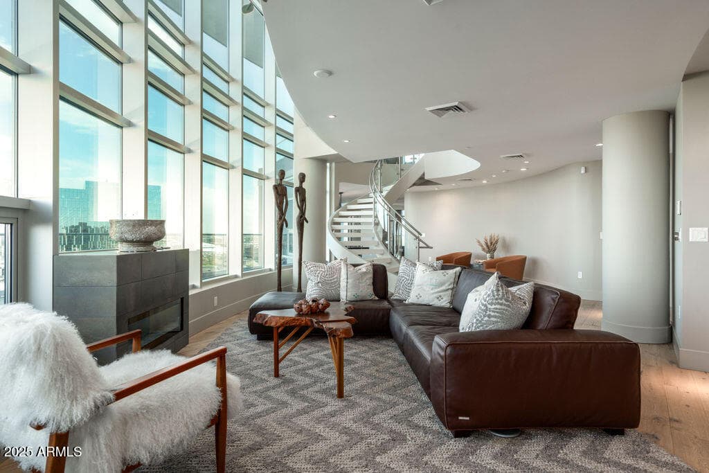 140 E RIO SALADO Parkway 1205, Tempe, AZ 85281 — photo 12 of 61
