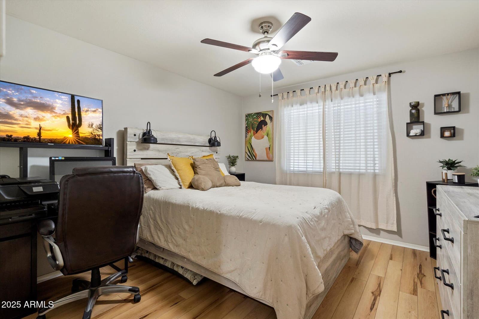 8025 S 5TH Avenue, Phoenix, AZ 85041 — photo 15 of 20