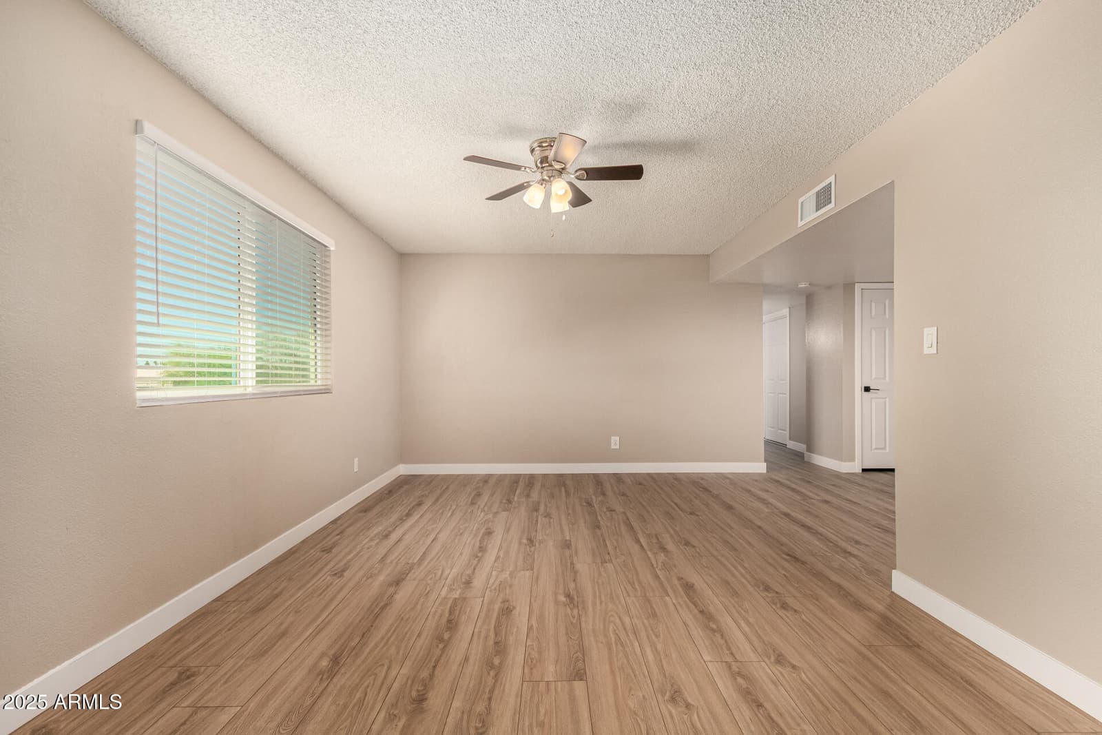 2633 W Ocotillo Road 3, Phoenix, AZ 85017 — photo 5 of 27