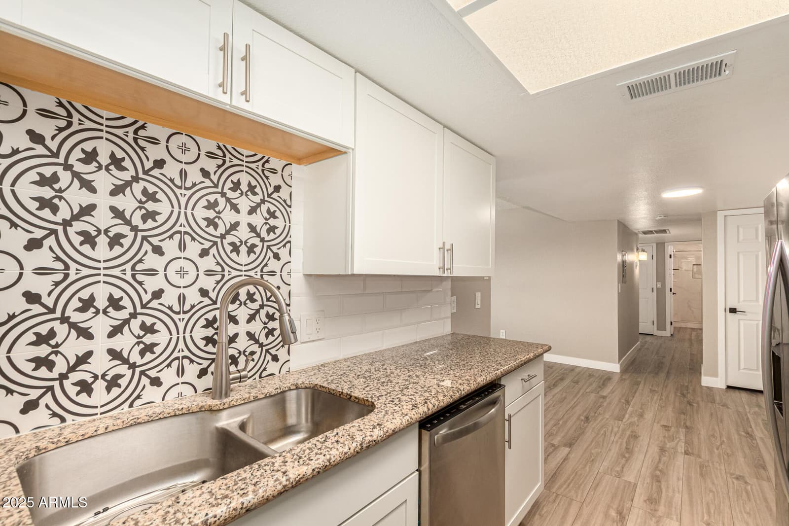2633 W Ocotillo Road 3, Phoenix, AZ 85017 — photo 11 of 27