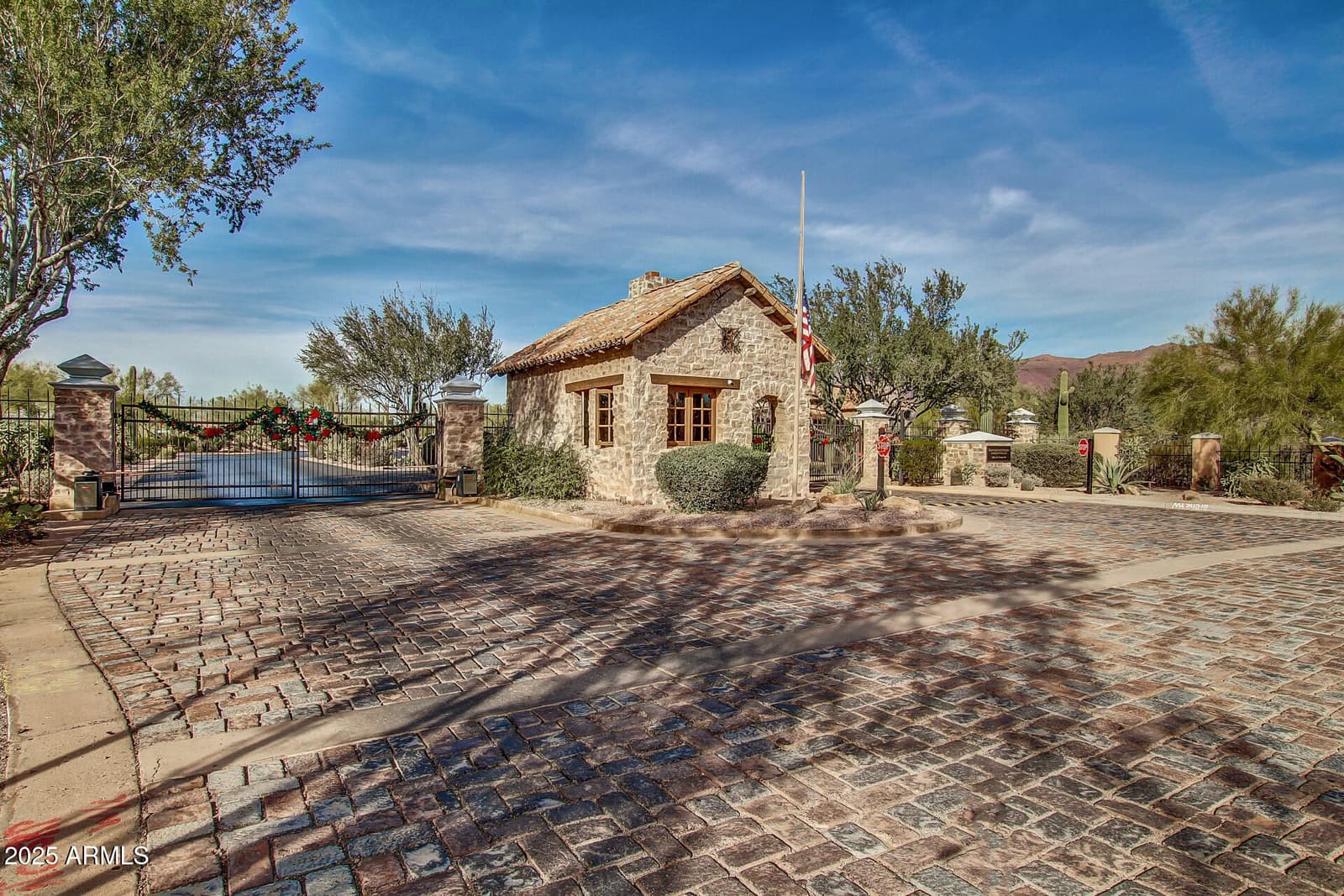 3111 S FIRST WATER Lane, Gold Canyon, AZ 85118 — photo 37 of 53