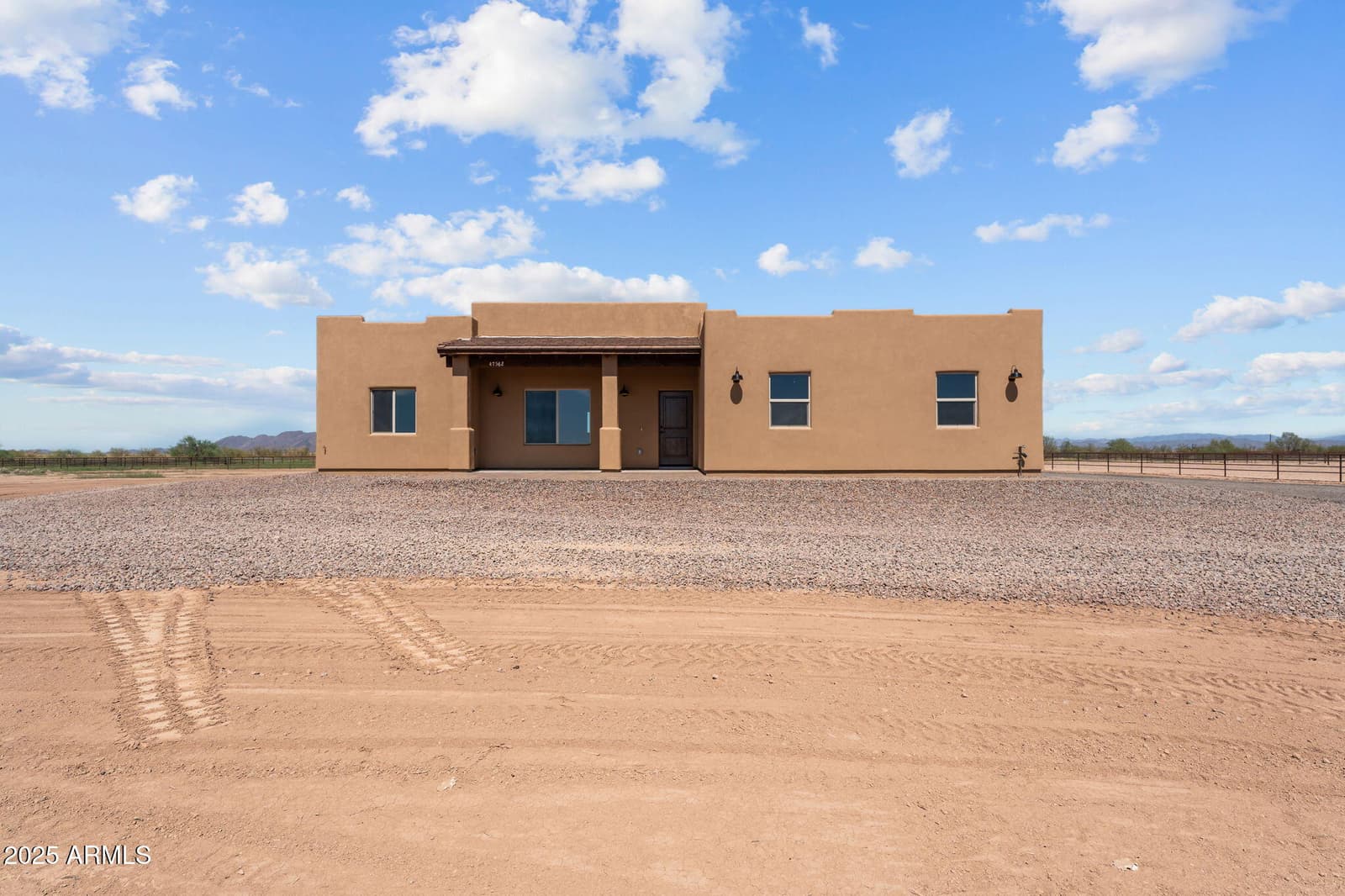 47562 W Ray Street, Aguila, AZ 85320 — photo 2 of 32