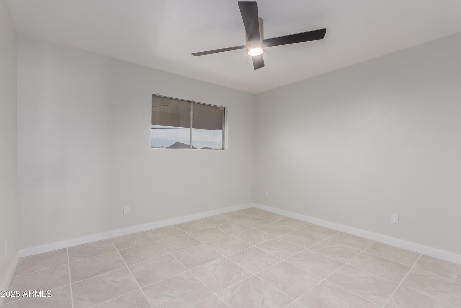18202 N CAVE CREEK Road 245, Phoenix, AZ 85032 — photo 8 of 13
