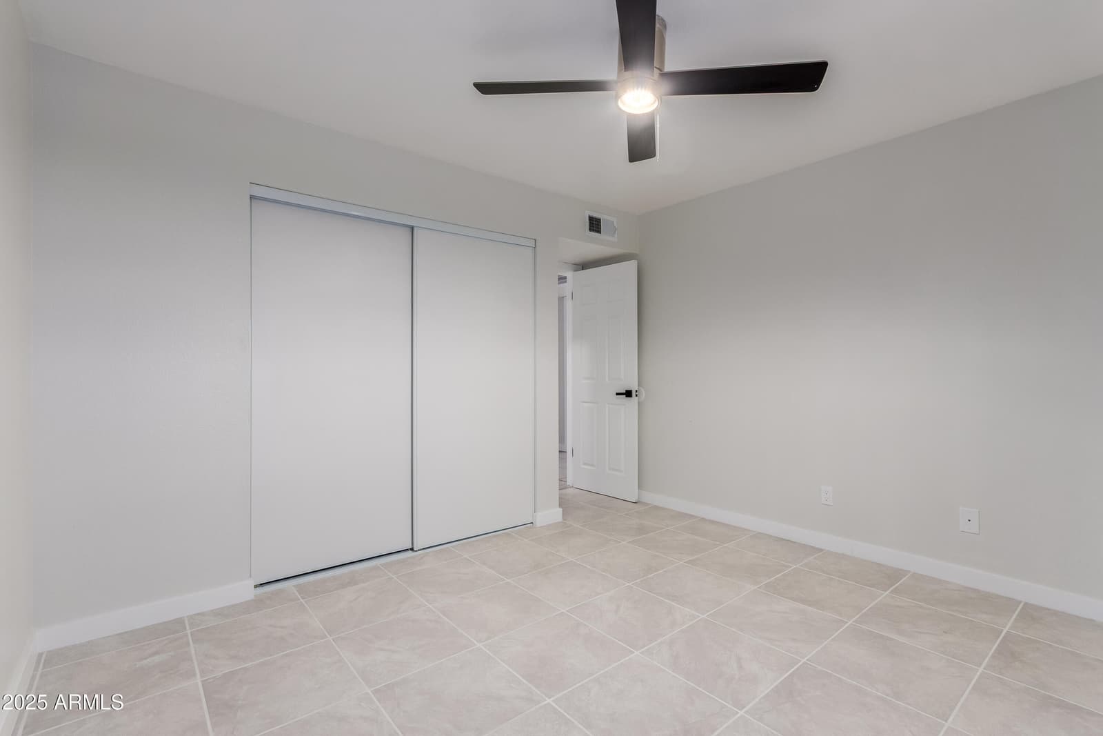 18202 N CAVE CREEK Road 245, Phoenix, AZ 85032 — photo 10 of 13