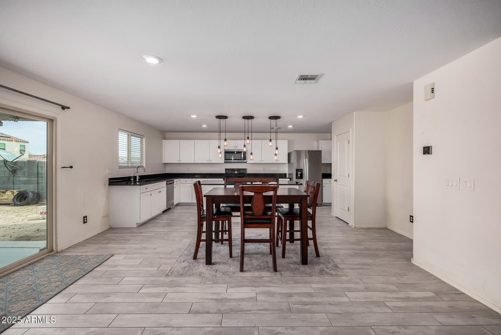12668 W GLENN Drive, Glendale, AZ 85307 — photo 8 of 32