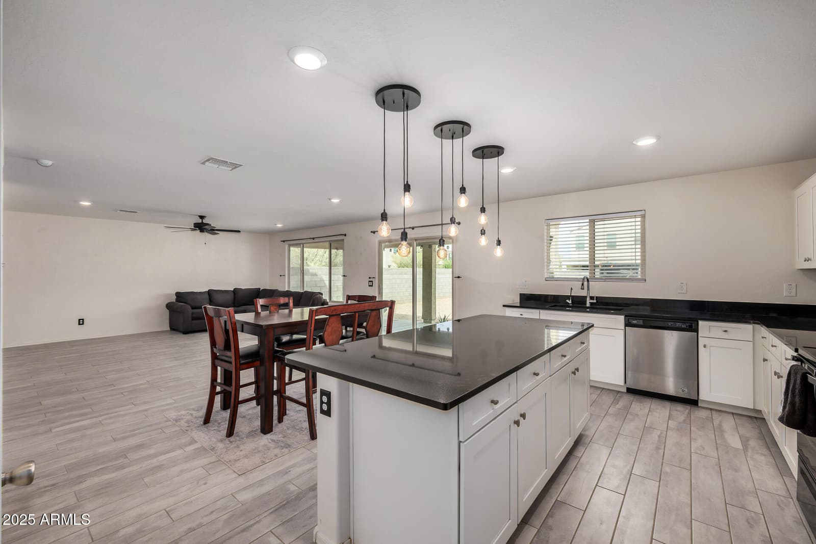 12668 W GLENN Drive, Glendale, AZ 85307 — photo 11 of 32