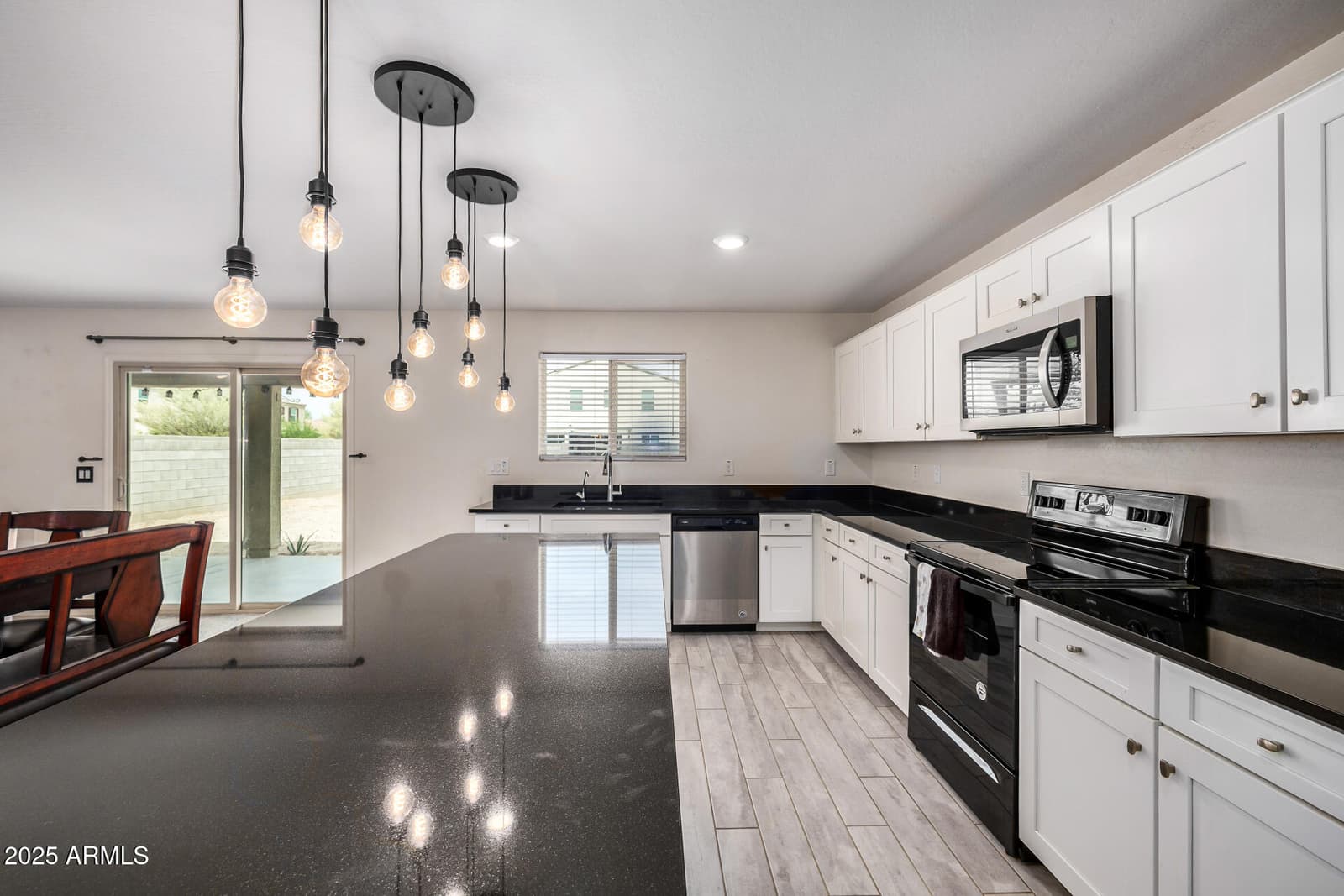 12668 W GLENN Drive, Glendale, AZ 85307 — photo 12 of 32