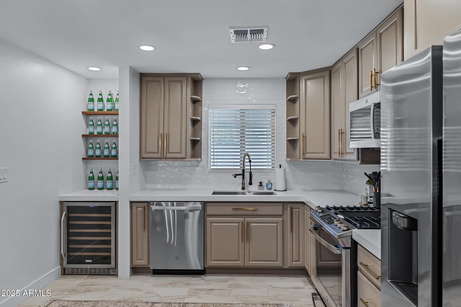 7308 N 7TH Avenue, Phoenix, AZ 85021 — photo 12 of 42