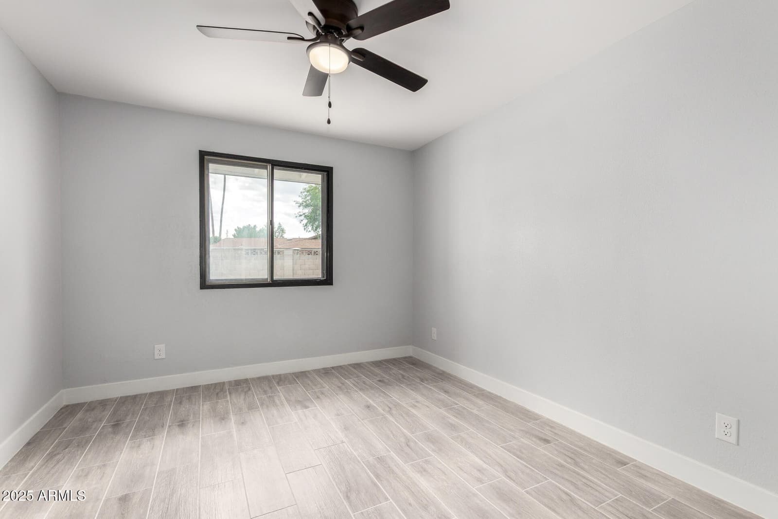 8104 N 45th Avenue, Glendale, AZ 85302 — photo 40 of 48