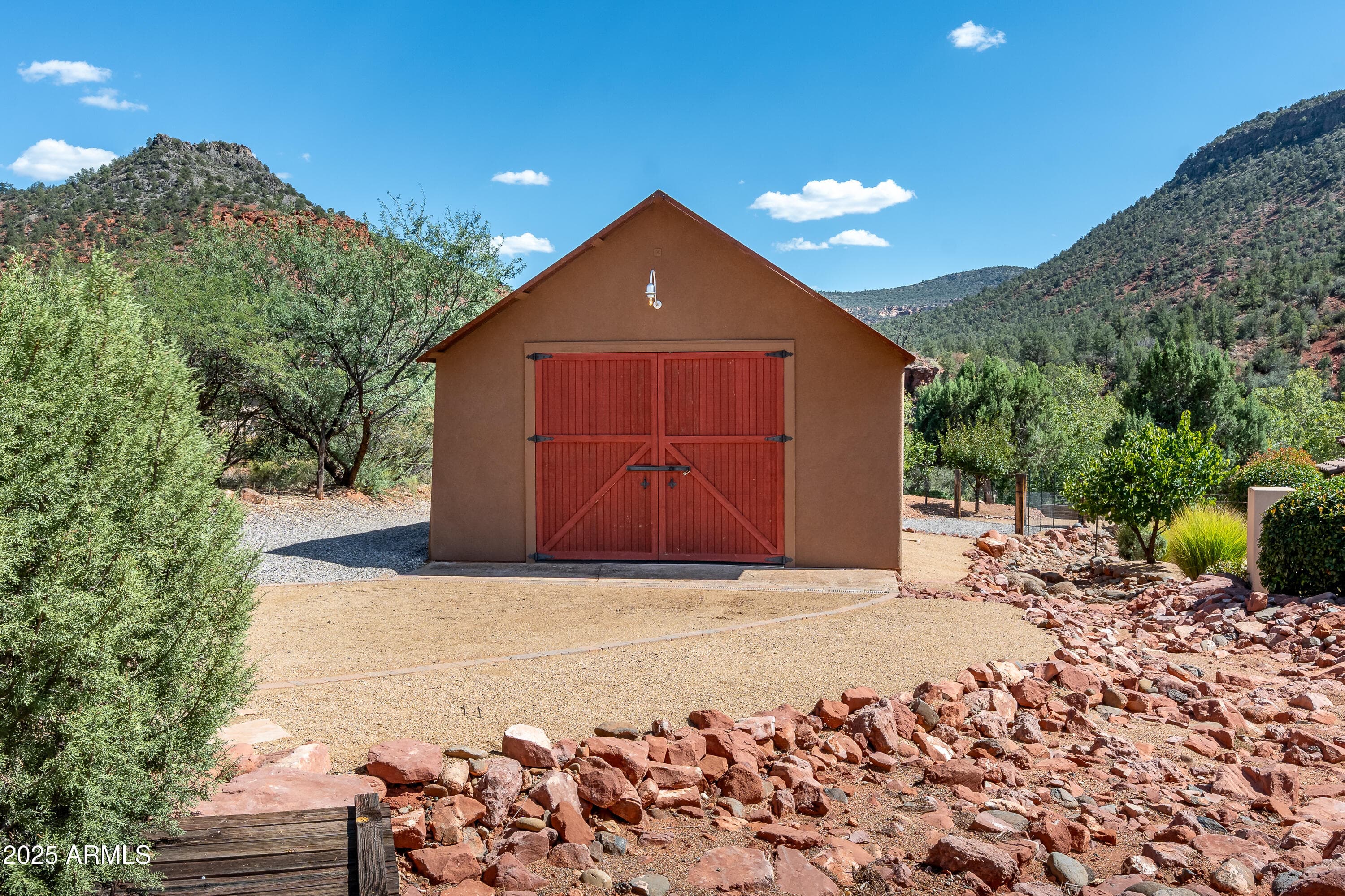 330 EAGLE MOUNTAIN RANCH Road, Sedona, AZ 86336 — photo 53 of 86