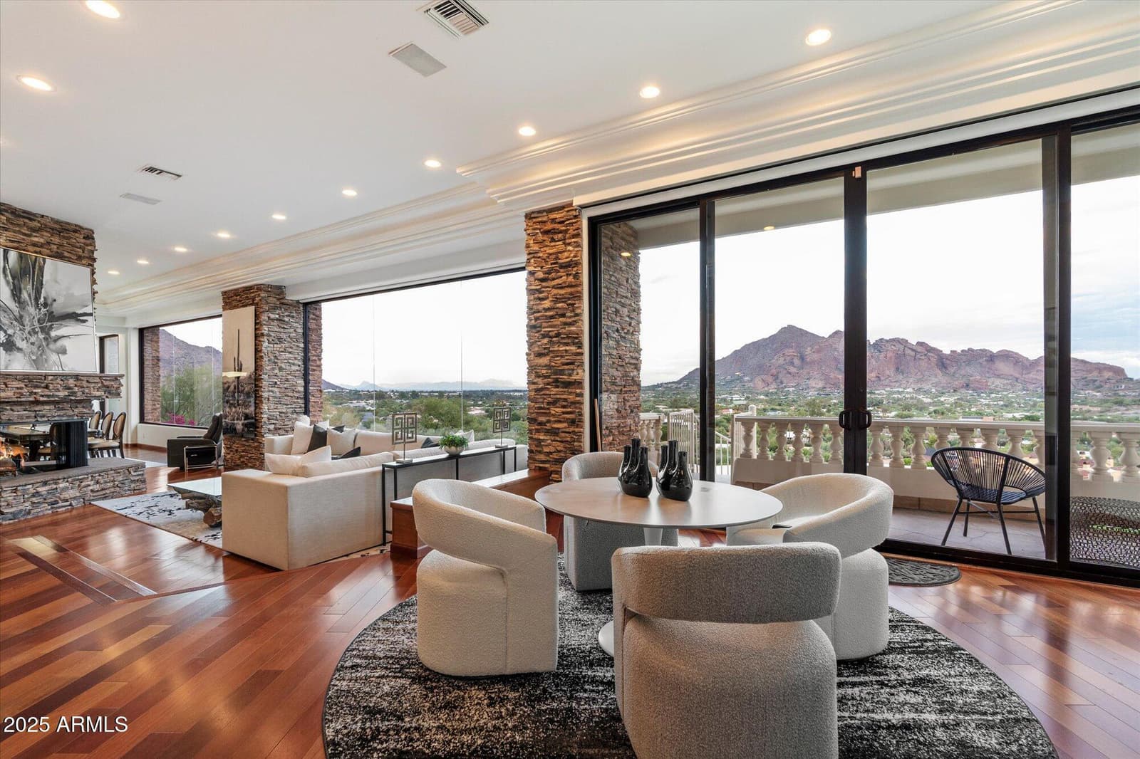 6827 N HIGHLANDS Drive, Paradise Valley, AZ 85253 — photo 19 of 108