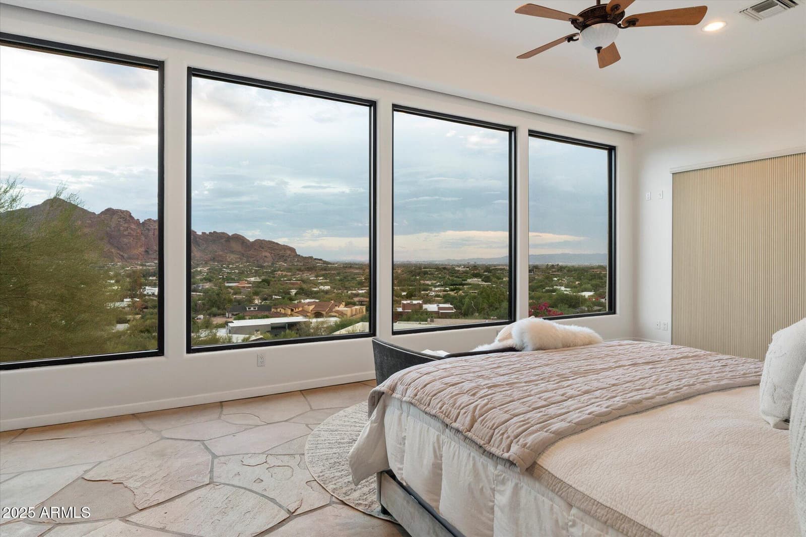 6827 N HIGHLANDS Drive, Paradise Valley, AZ 85253 — photo 43 of 108