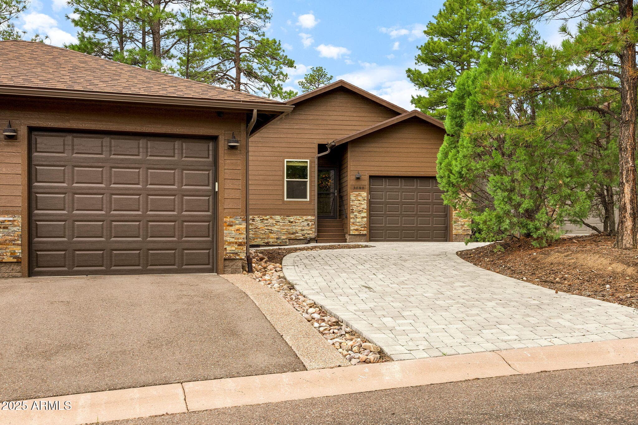 3080 W BLACK OAK Loop, Show Low, AZ 85901 — photo 3 of 38