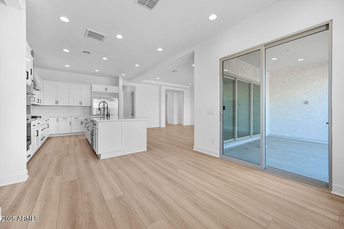 7660 W REMUDA Drive, Peoria, AZ 85383 — photo 12 of 45