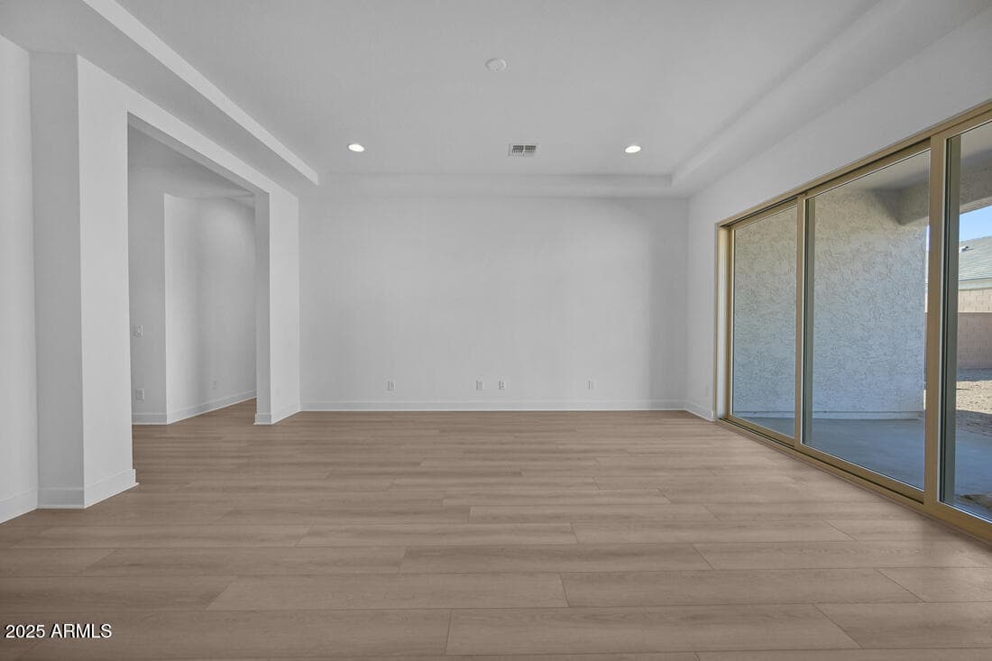 7660 W REMUDA Drive, Peoria, AZ 85383 — photo 10 of 45