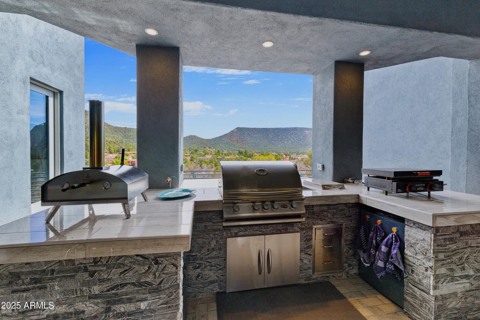 10 HO HUM Circle, Sedona, AZ 86351 — photo 16 of 44