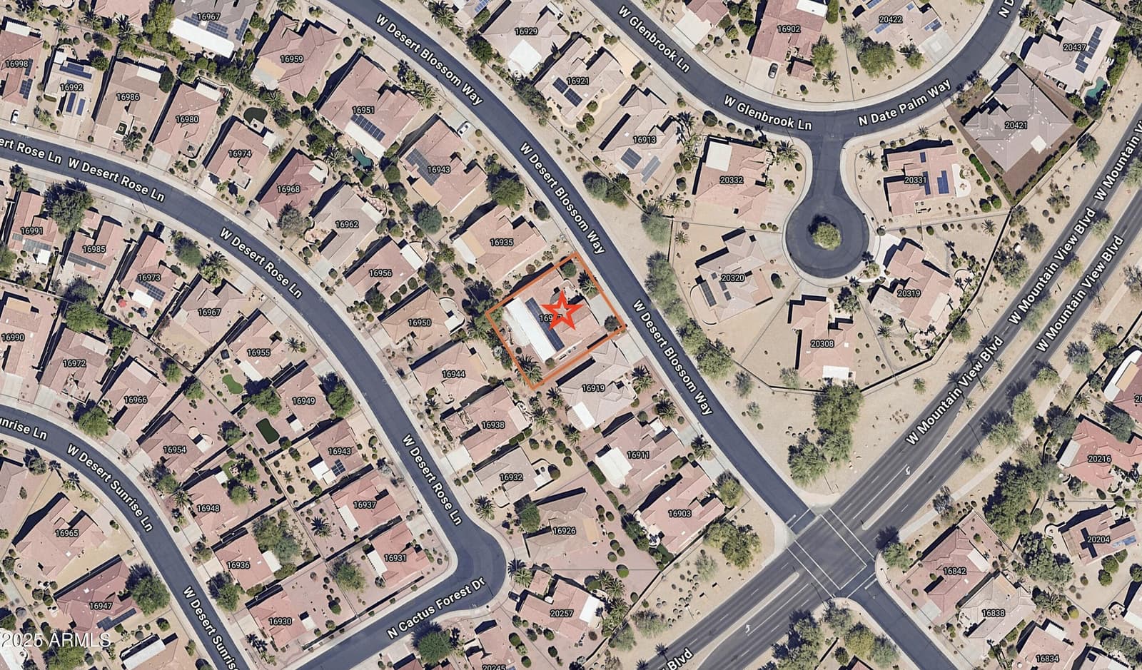 16927 W DESERT BLOSSOM Way, Surprise, AZ 85387 — photo 40 of 52