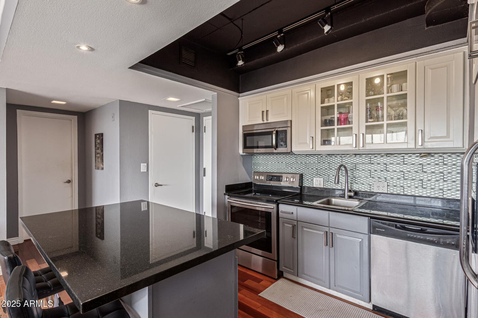 4750 N CENTRAL Avenue 7B, Phoenix, AZ 85012 — photo 7 of 30