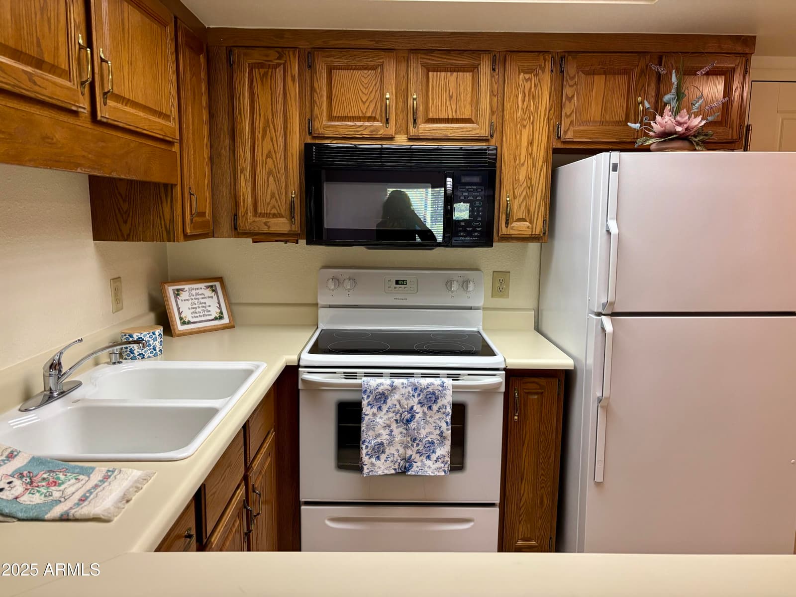 10330 W THUNDERBIRD Boulevard A316, Sun City, AZ 85351 — photo 4 of 19