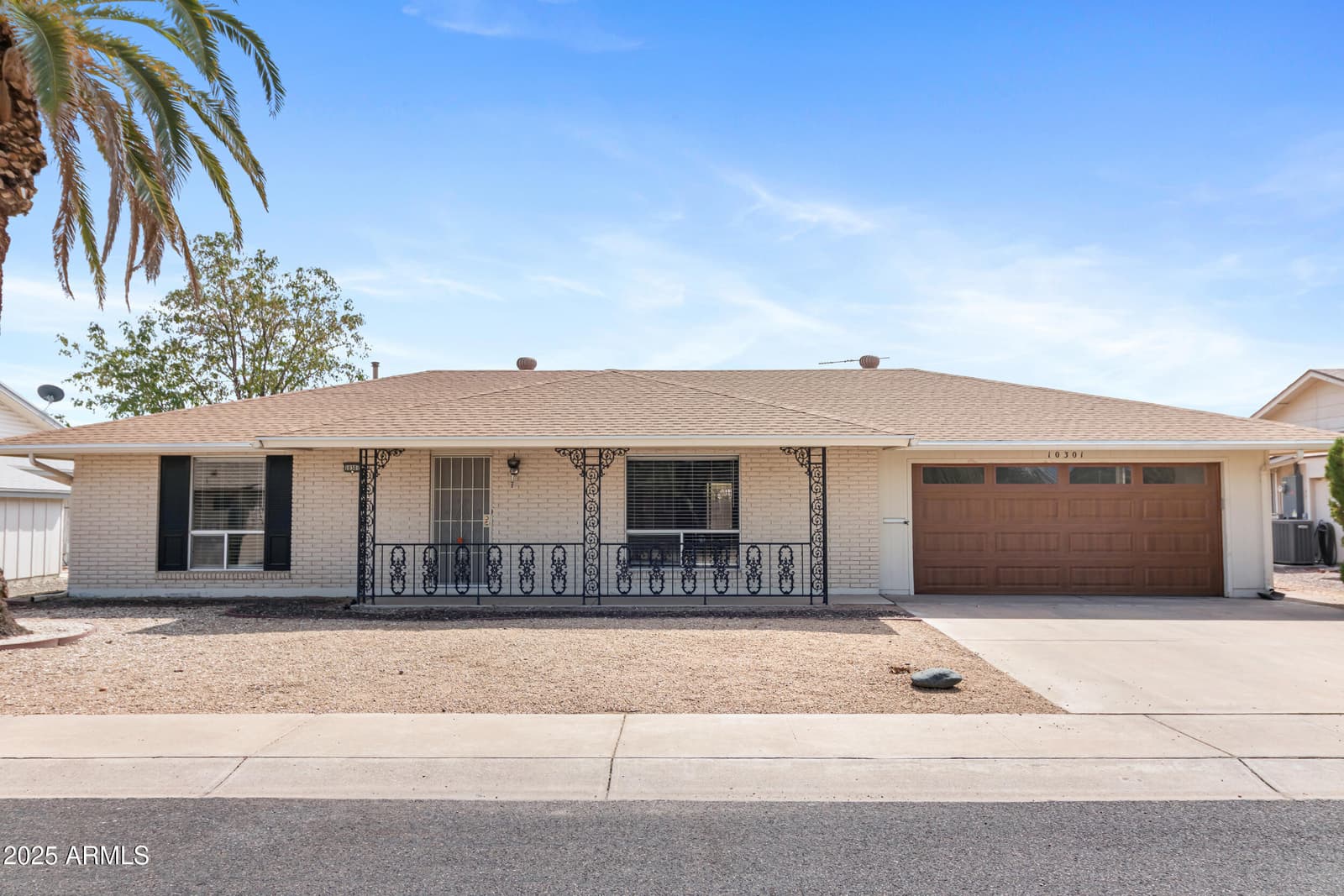 10301 W CHARTER OAK Drive, Sun City, AZ 85351 — photo 11 of 31
