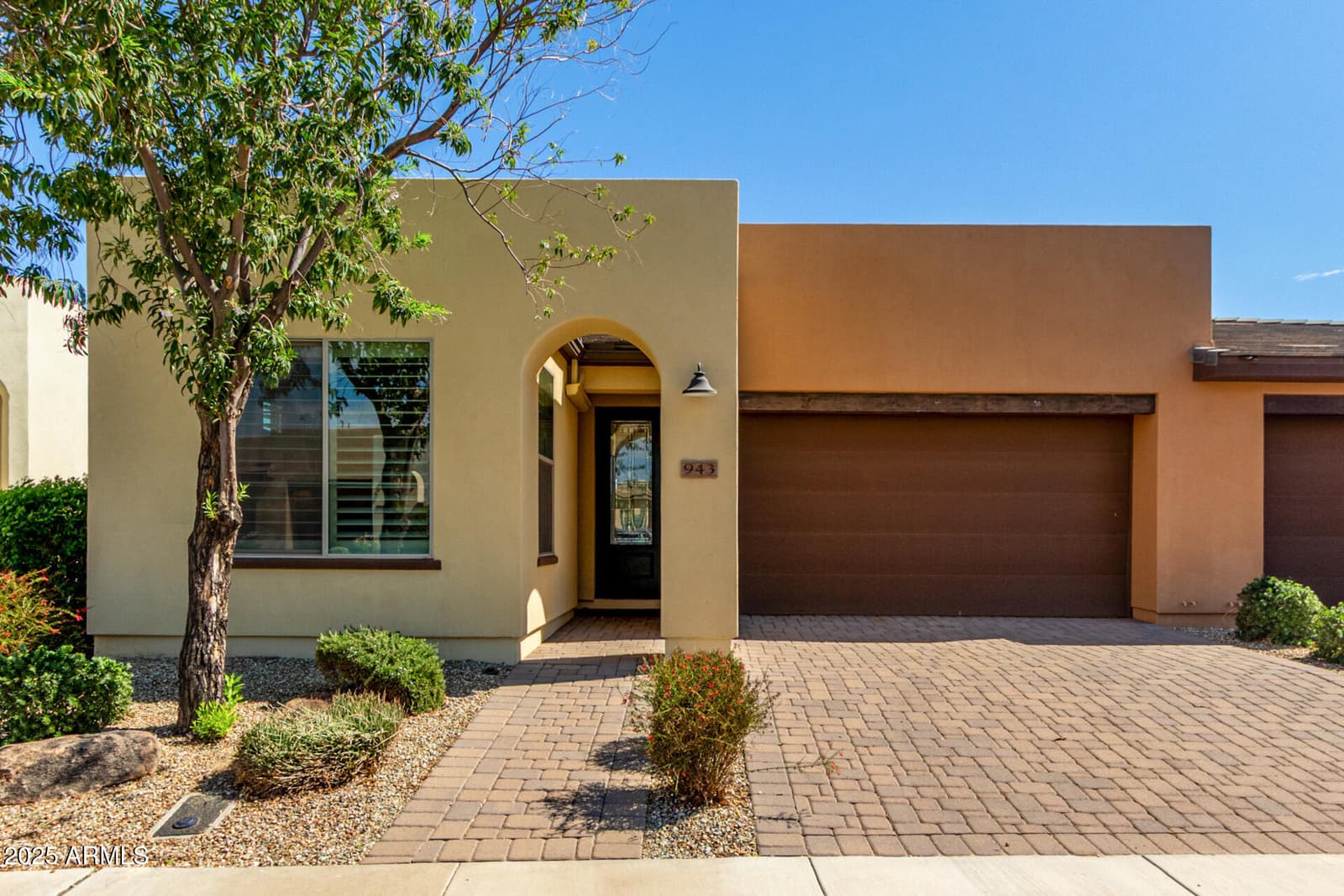 943 E COBBLE STONE Drive, Queen Creek, AZ 85140 — photo 3 of 36