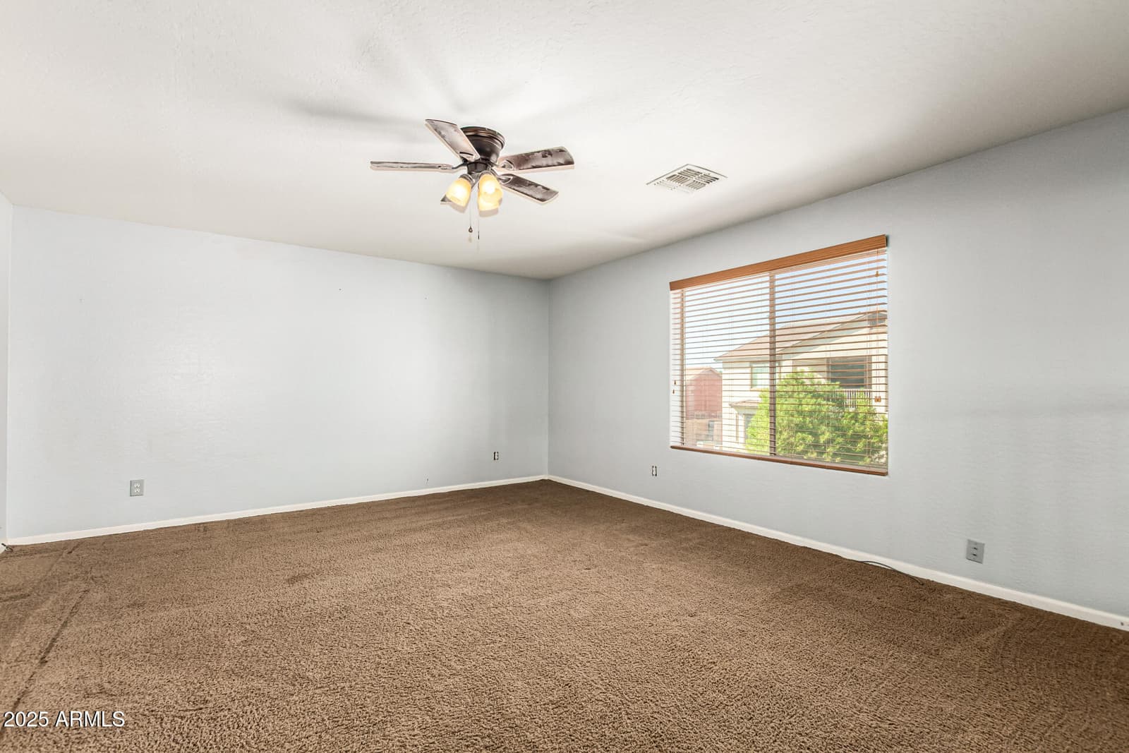 15826 W MERCER Lane, Surprise, AZ 85379 — photo 19 of 48