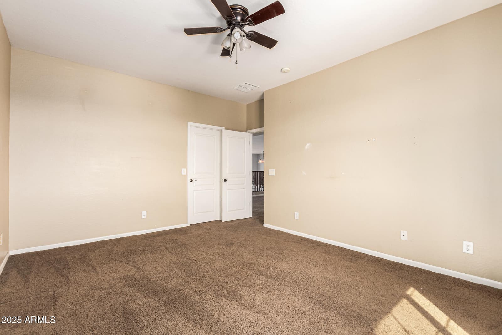 15826 W MERCER Lane, Surprise, AZ 85379 — photo 32 of 48