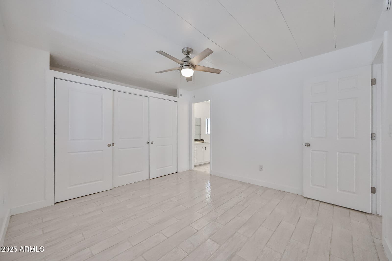 303 E SOUTH MOUNTAIN Avenue 100, Phoenix, AZ 85042 — photo 10 of 24