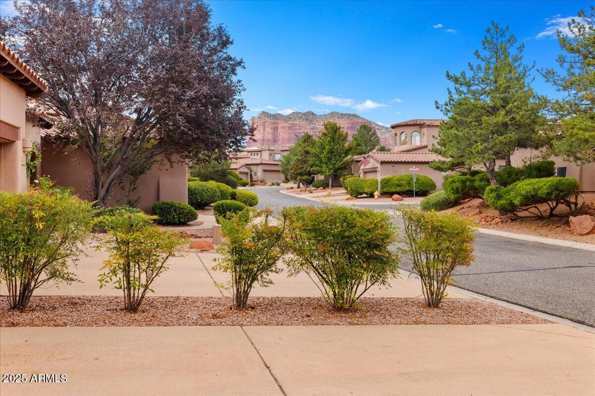 50 Colinas, Sedona, AZ 86351 — photo 2 of 41