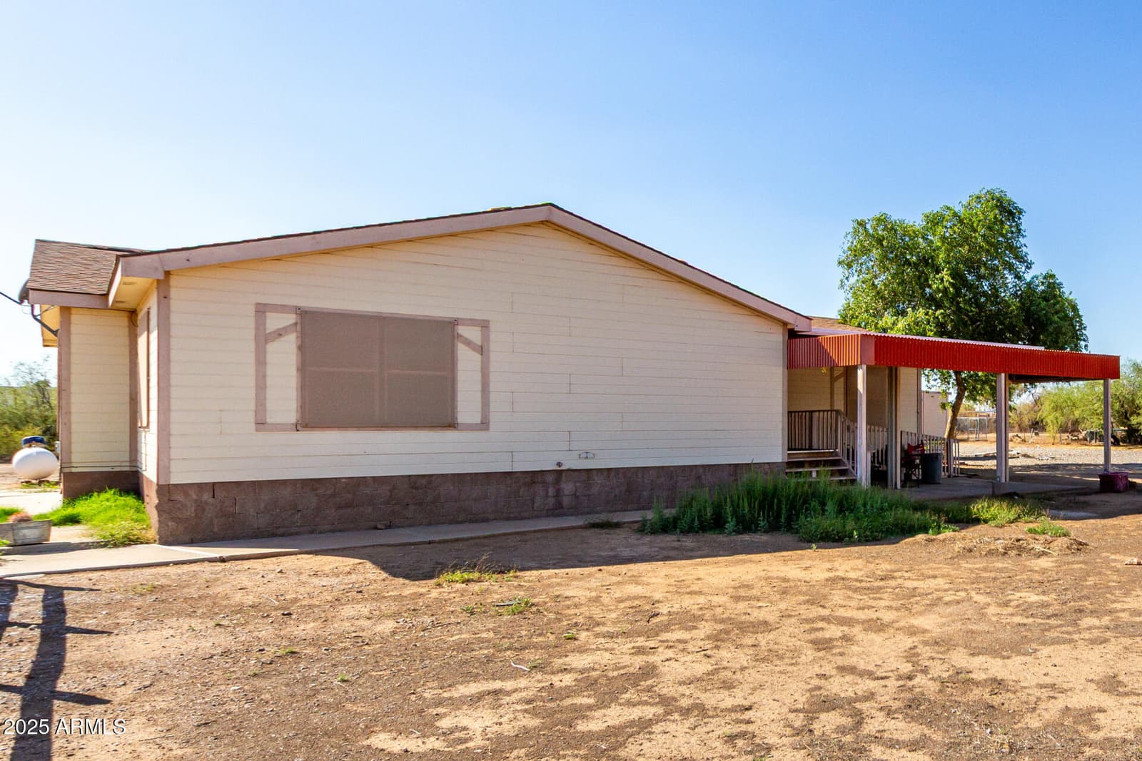 27208 N 204TH Place, Wittmann, AZ 85361 — photo 6 of 53