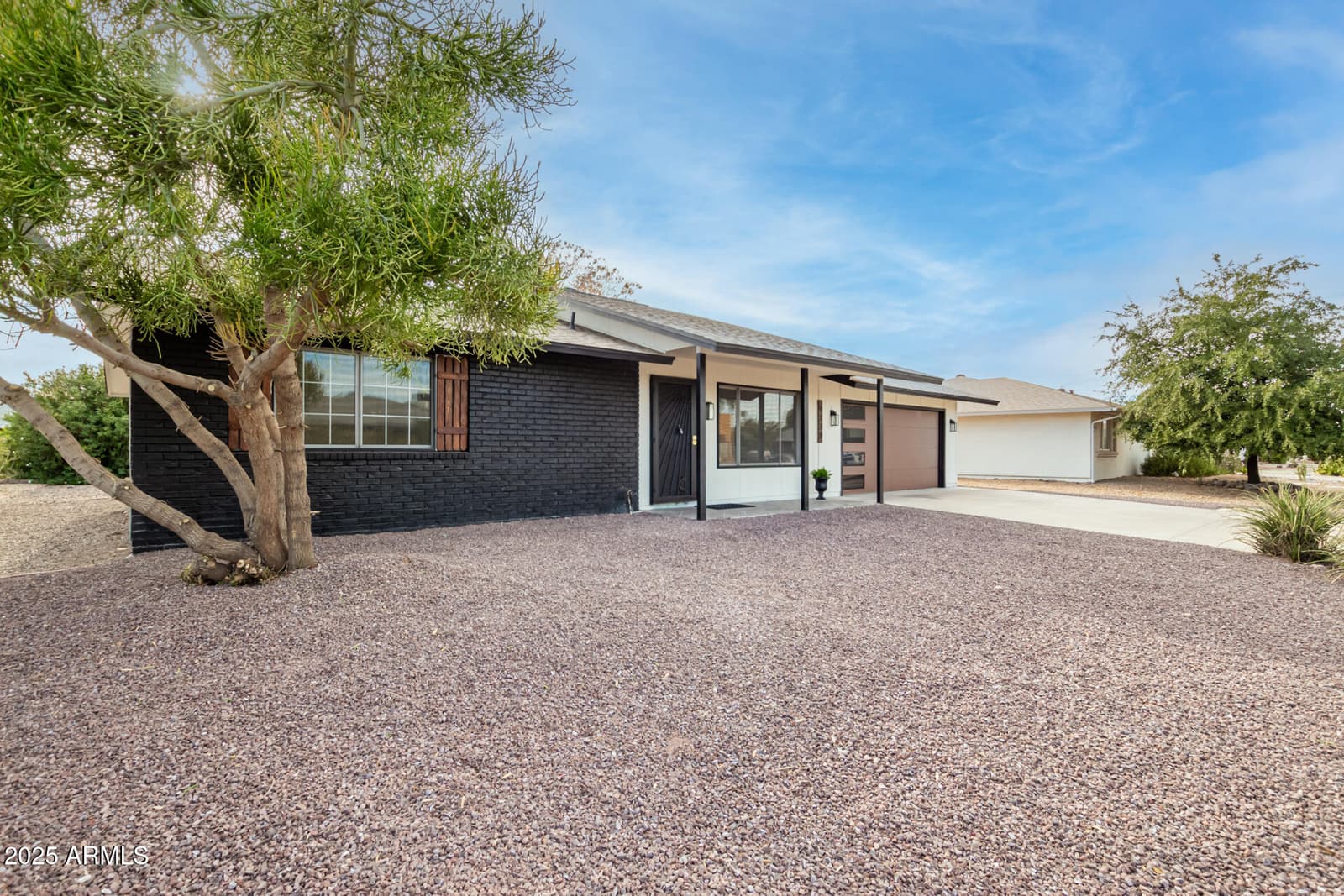 9339 W SPANISH MOSS Lane, Sun City, AZ 85373 — photo 3 of 26
