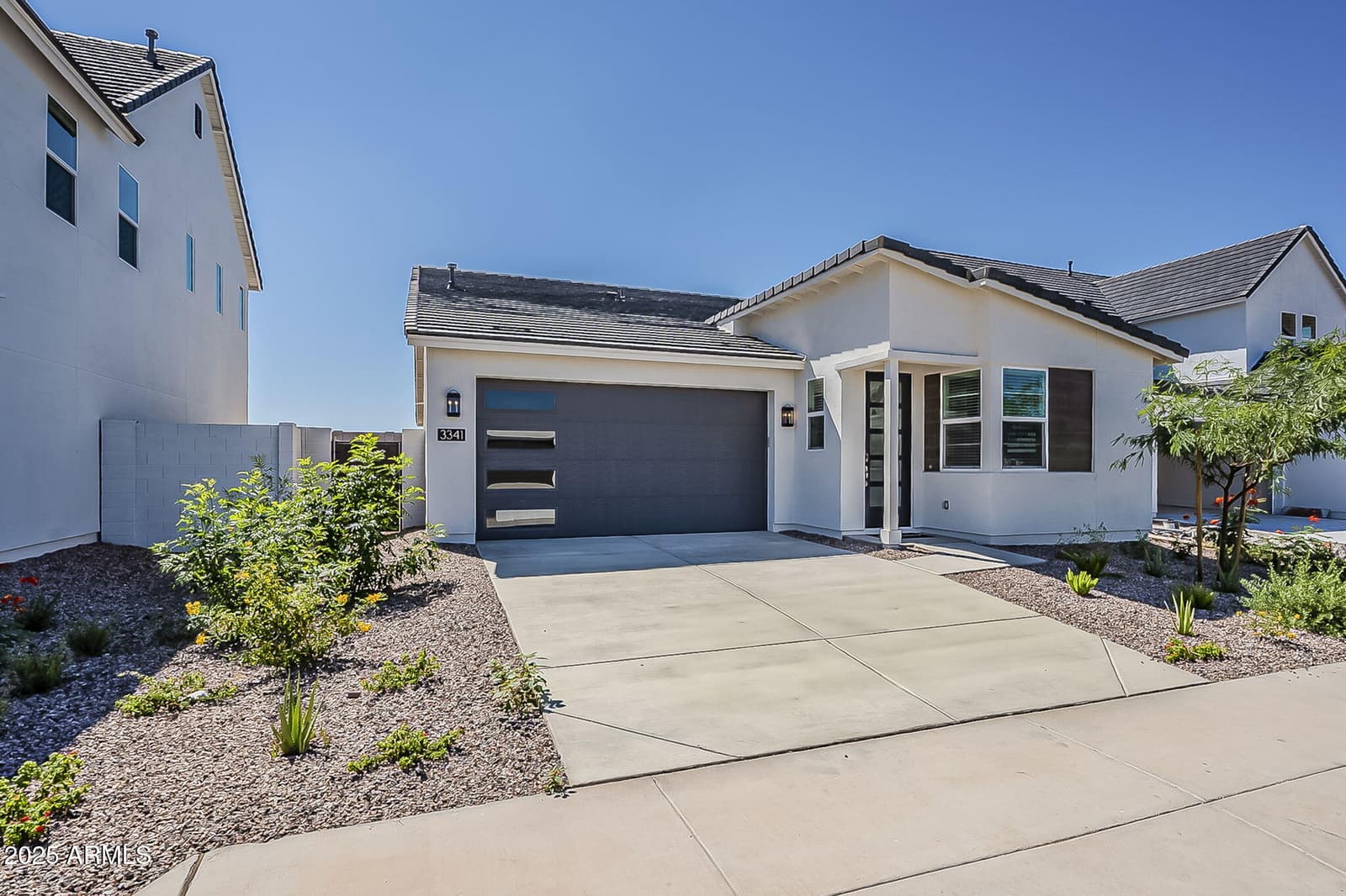 3341 W GARNET Street, San Tan Valley, AZ 85144 — photo 3 of 61