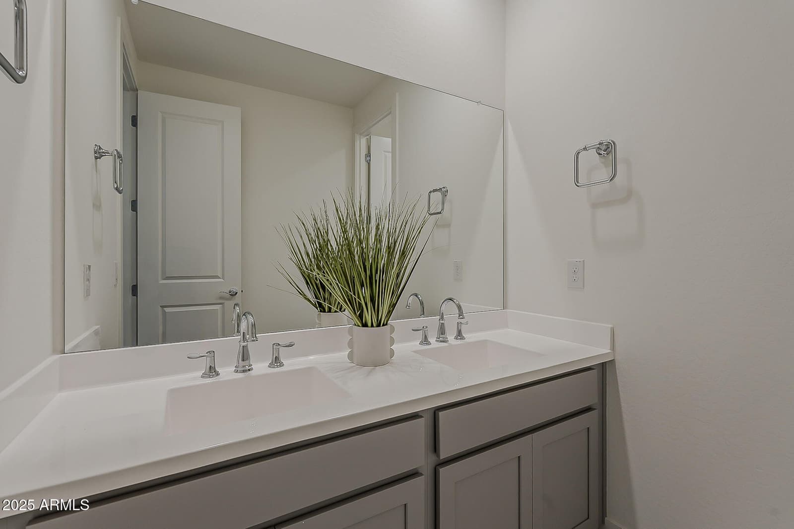 3341 W GARNET Street, San Tan Valley, AZ 85144 — photo 30 of 61