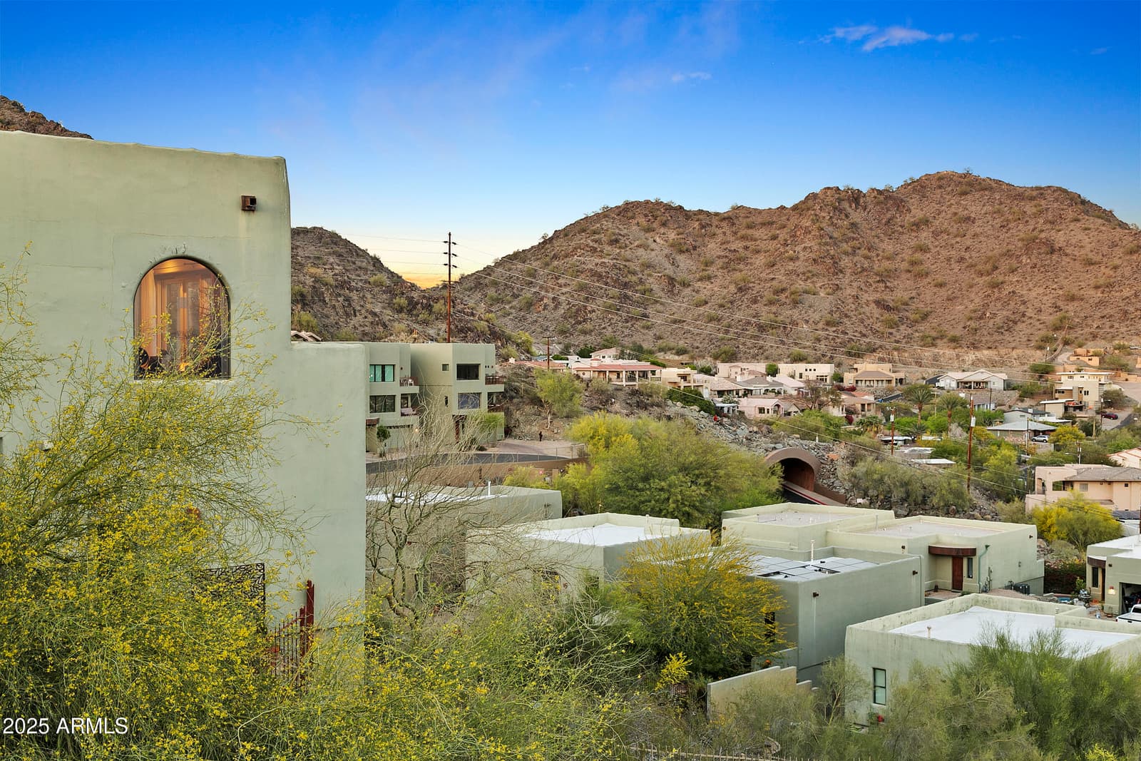 10005 N 1ST Drive, Phoenix, AZ 85021 — photo 8 of 35