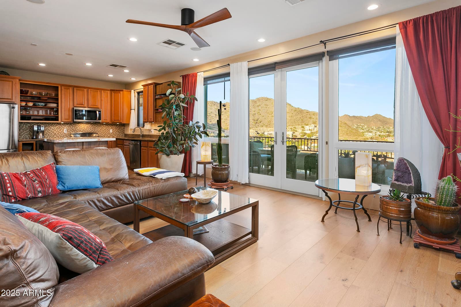 10005 N 1ST Drive, Phoenix, AZ 85021 — photo 9 of 35